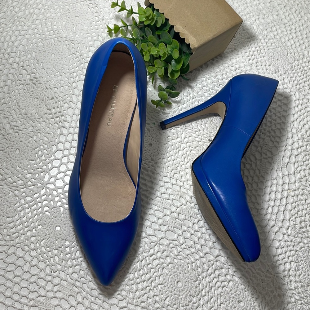 Le Chateau Royal blue leather stilettos US9 worn once!